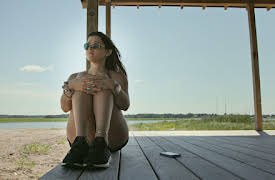 Murder on Middle Beach: Sisters