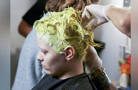 Love, Lust or Run Season 1: Ellie / Barbie