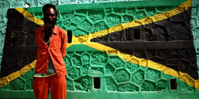 12:00: Höllenpfade – Straßen extrem | ZDFinfo | 11/19 2025