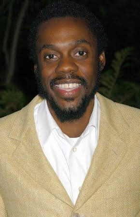 Doug E. Doug as Harvey Ashford