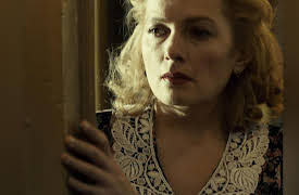 Officer's Wives: Episode 6