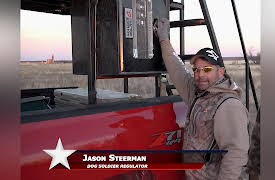 Dog Soldier the Coyote Calling and Predator Hunting Show: Here comes the Hammer!