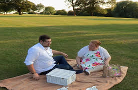 Supersized: Fat, Fabulous, and Filthy Rich