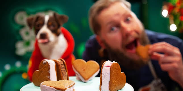 18:20: Gjør det sjøl Julekalender: Pepperkakeis | NRK Tegnspraak | 12/15 2025