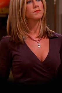 20:26: Friends (T8): Ep.8 El de la chica de striptease | Comedy Central | 8/28 2026