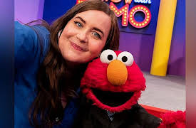 The Not Too Late Show with Elmo: Season 2: Aidy Bryant / Hello Sunday
