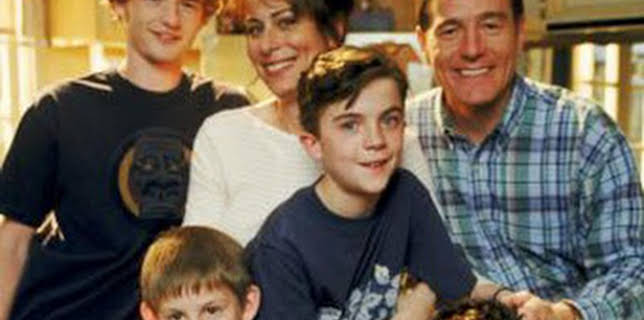 17:00: Malcolm in the Middle (T1): Ep.1 Piloto | Comedy Central | 1/8 2026