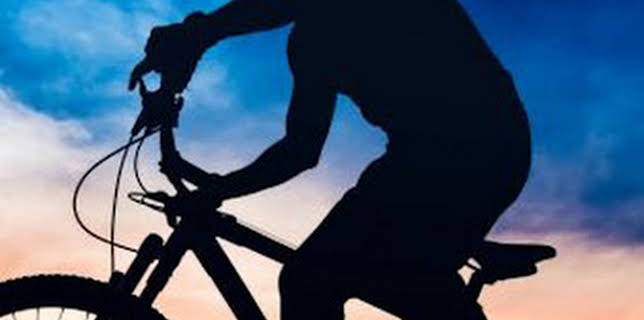 01:00: Copa del mundo de bicicleta de montaña - Resumen de la temporada (T2025): Campo a través olímpico | Eurosport 2 | 12/22 2025