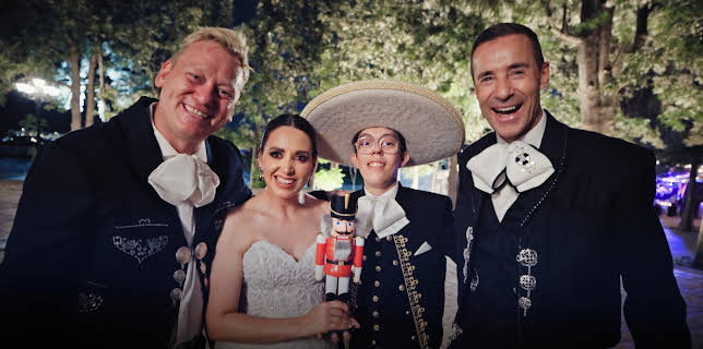 21:45: Die Braut, ihr Mann, die Eltern & Wir! | Das Erste | 12/23 2025