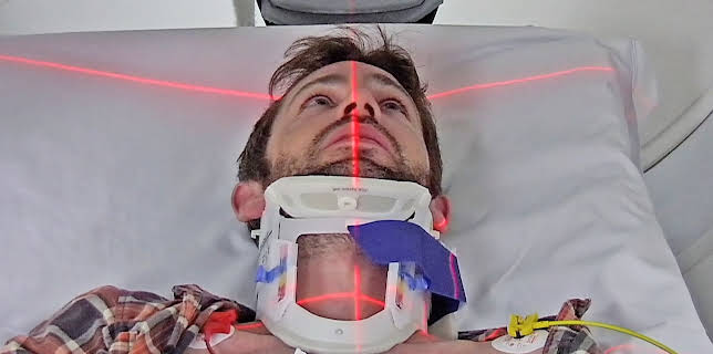 11:05 PM: 24 Hours in A&E | More 4 | 1/1 2026