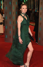 Katia Elizarova som Glamorous Looking Woman