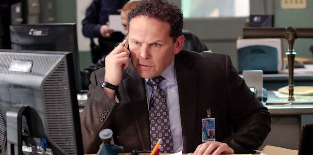 9:00 PM: Person of Interest (S4 E17) (S4) | 5 USA | 2/6 2026