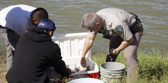 22:00: Lone Star Law  (S5 E8) (S5) | Animal Planet | 2/20 2026