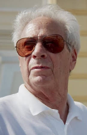 Martin Rosenberg as 