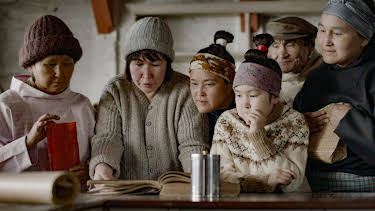 12:45: Historien om Grønland og Danmark: Et lukket land | NRK 2 | 4/18 2026