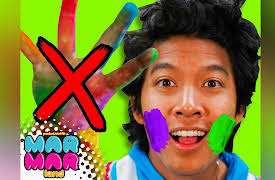 MarMar Land by pocket.watch: Don't Touch Your Face Paint Challenge in MarMar Land!