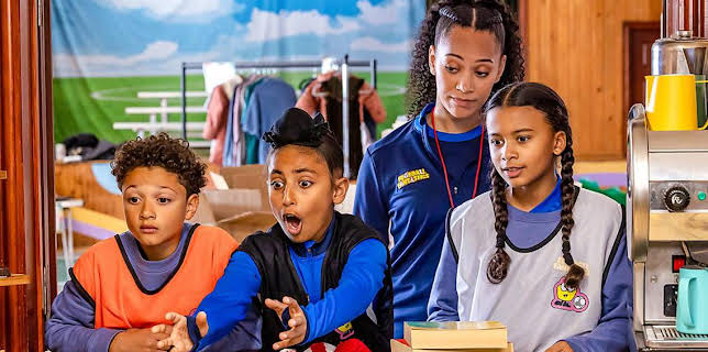 3:45 PM: Football Fantastics (S1) | Cbeebies | 11/9 2025