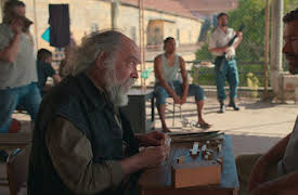 Den största fisken: Ingen flyr från en ö