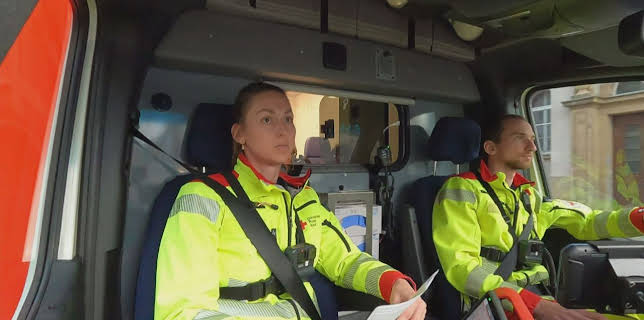 12:00: Lebensretter hautnah - Wenn jede Sekunde zählt | Sat1 | 1/8 2026