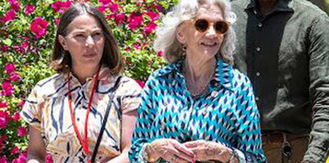 02:00: Crimen en el paraíso (T13): Episodio 2 | COSMO | 2/25 2026