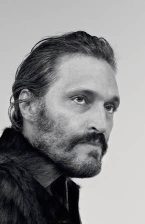Vincent Gallo as 