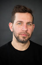 Patrick Cameron som Cop #1