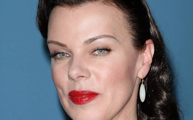 Debi Mazar