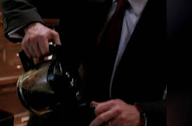 Dirty Sexy Money Season 1: The Italian Banker