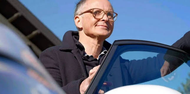 21:00: E-Auto, jetzt? Der Check - Tankst Du noch, oder lädst Du schon? | SWR Fernsehen RP | 12/9 2025