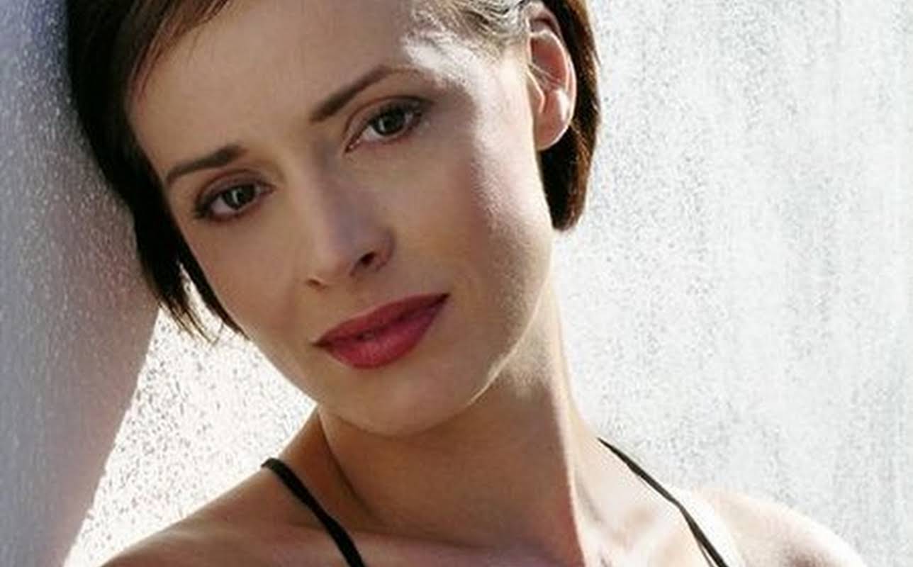 Lara Harris