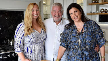 7:55 PM: Kirstie and Phil's Love It or... | More 4 | 4/10 2026