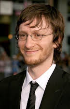 Akiva Schaffer som Director