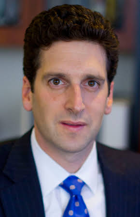 Benjamin Lawsky as 
