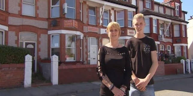 3:10 PM: Four in a Bed | More 4 | 1/7 2026