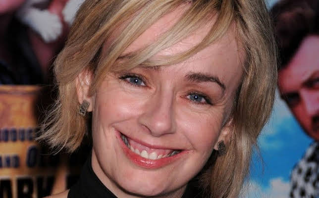 Lucy Decoutere