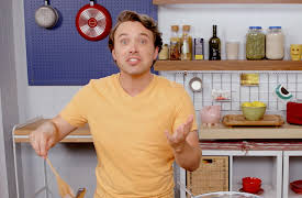 Struggle Meals S1: Show Me the Mole