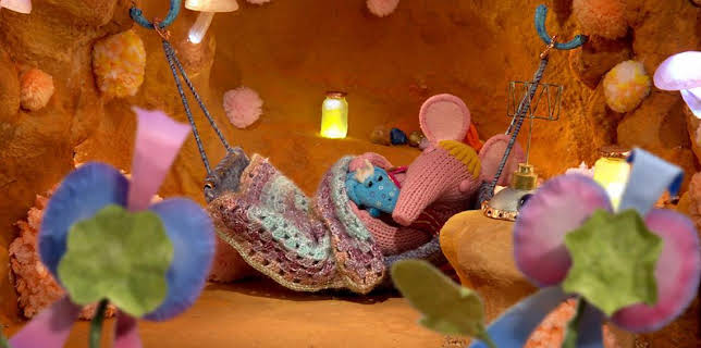 6:00 PM: Clangers (S1) | Cbeebies | 1/26 2026