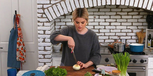 14:00: Selena Gomez kocht - Genussvoll lernen | Sixx | 3/21 2026