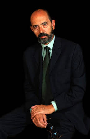 Miguel Rellan as 