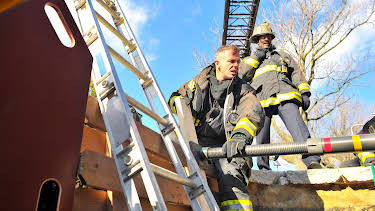 19:10: Chicago Fire (S1 E11) (S1) | Viasat Series | 5/27 2026
