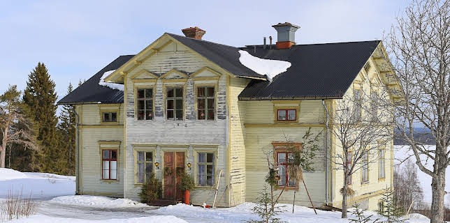 23:05: Det sit i veggane | NRK 3 | 12/9 2025