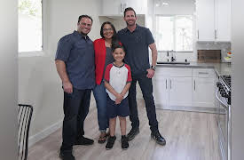 Flipping 101 with Tarek El Moussa, Season 1: Communication Breakdown