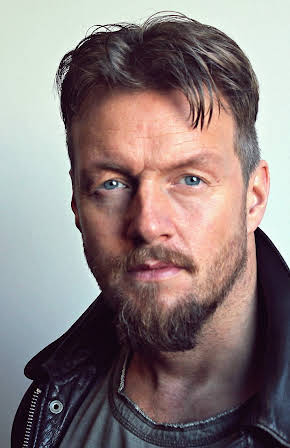 Eric Vorenholt as 