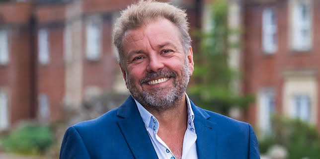 11:30 AM: Homes Under the Hammer (S26 E11) (S26) | BBC One | 1/19 2026