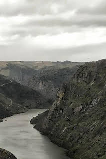 22:30: Megaestructuras franquistas: El valle de los Caídos | Discovery Max | 8/27 2026