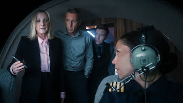 23:30: Red Eye s.2: Vendepunktet | NRK 2 | 4/28 2026