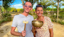 Bargain-Loving Brits in the Sun (S11 E6)