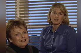 House Hunters: Classic, Season 1: Both Buying and Selling