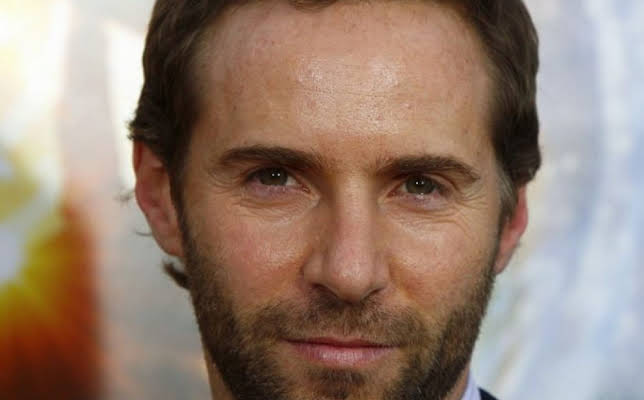 Alessandro Nivola