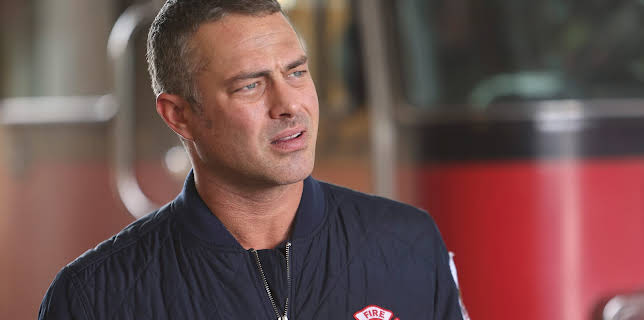 19:00: Chicago Fire (S10 E11) (S10) | Viasat Series | 1/27 2026